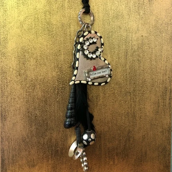 Two black necklaces - a Chico’s shell necklace plus another “just for fun” one! - Picture 7 of 13